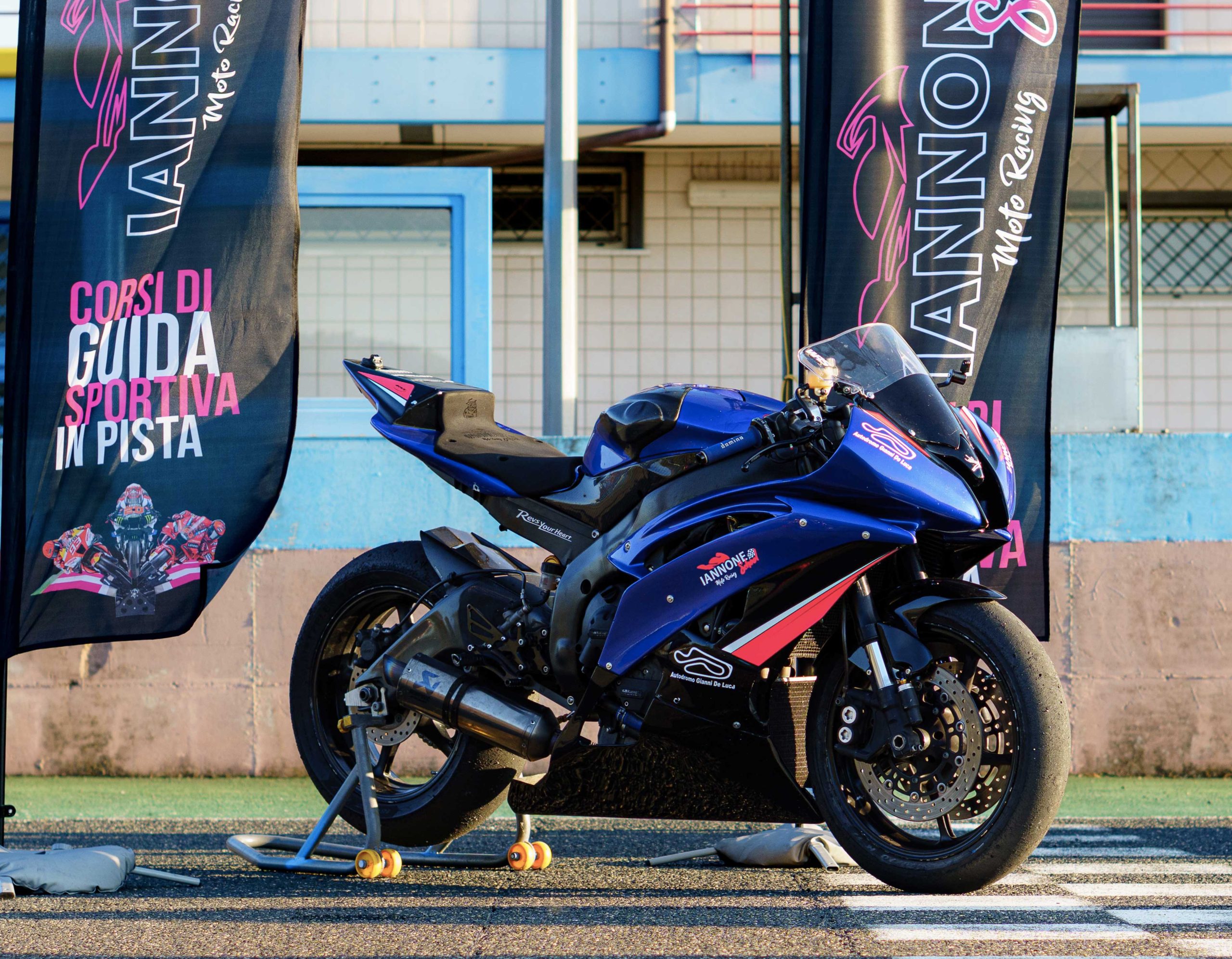 R6