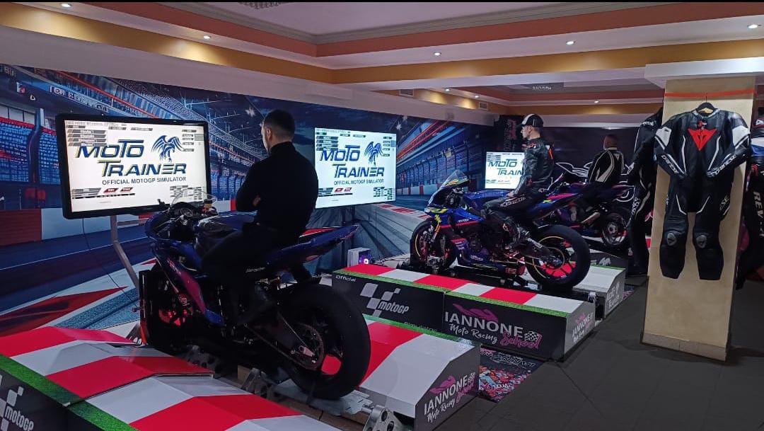 cORSO SIMULATORE MOTO MOTO TRAINER avellino salerno